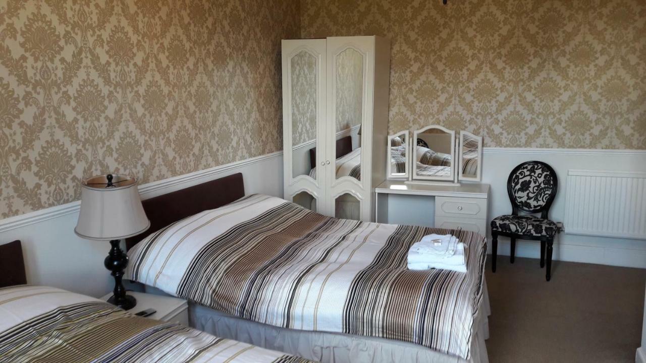 Capital House Hotel EDI Kültér fotó