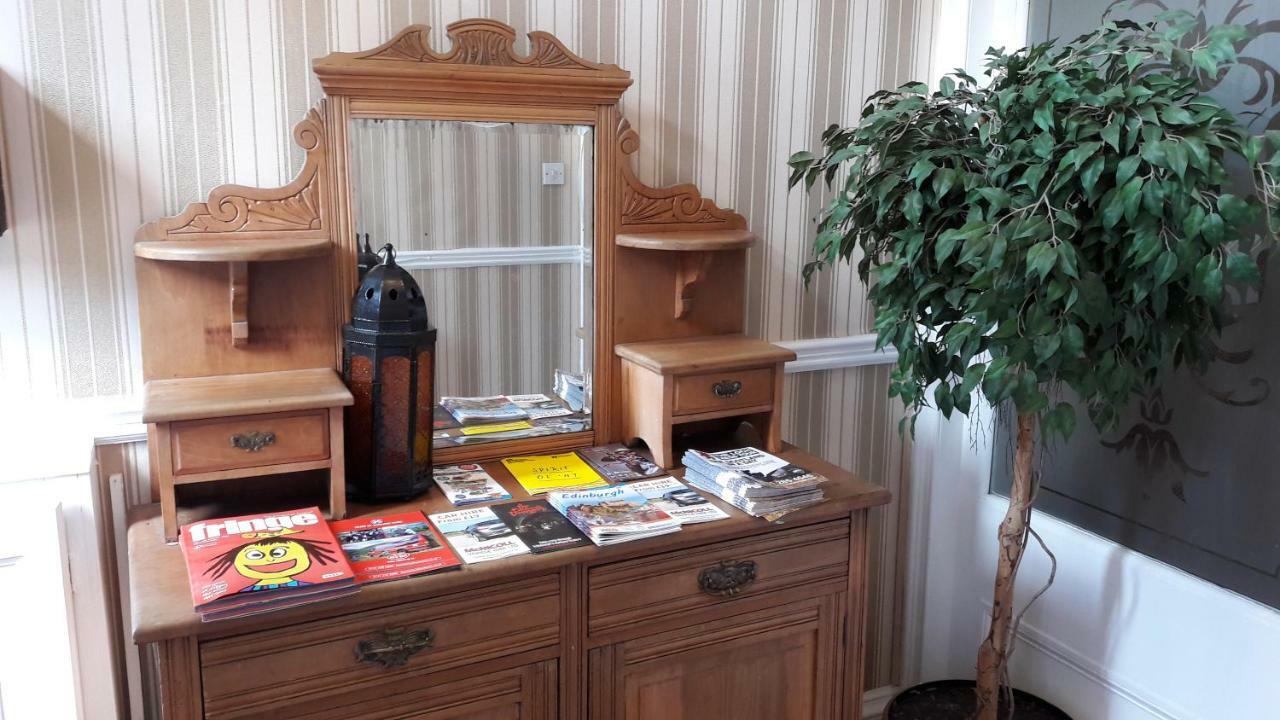 Capital House Hotel EDI Kültér fotó